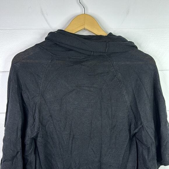 INC Black Short Sleeve Rolled Turtleneck Blouse Top Shirt Sweater‎ Size Small - Picture 3 of 11